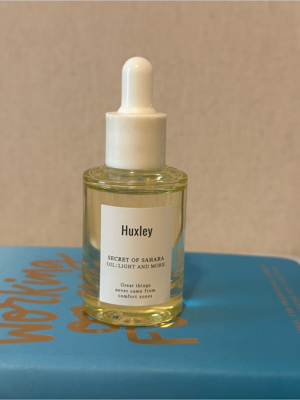 Huxley Secret of Sahara Oil: Light and More — Light Yellow Nourishing Face Oil
